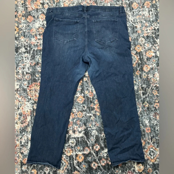 Jeans Venezia Exclusively For Lane Bryant - Picture 2 of 3